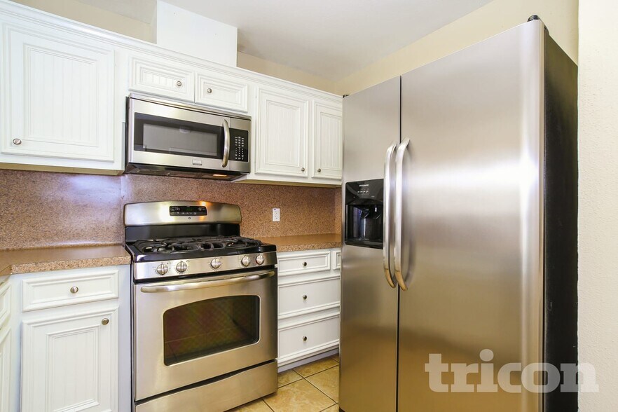 Building Photo - 12211 Kleinmeadow Dr