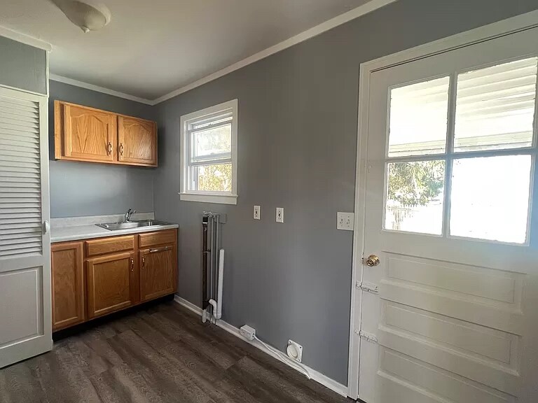 Building Photo - 50 Rooney Ave