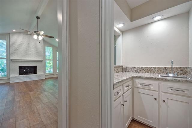 Building Photo - 7328 Authon Dr