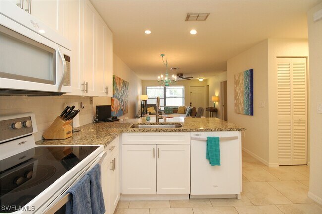 Building Photo - 60 Emerald Woods Dr