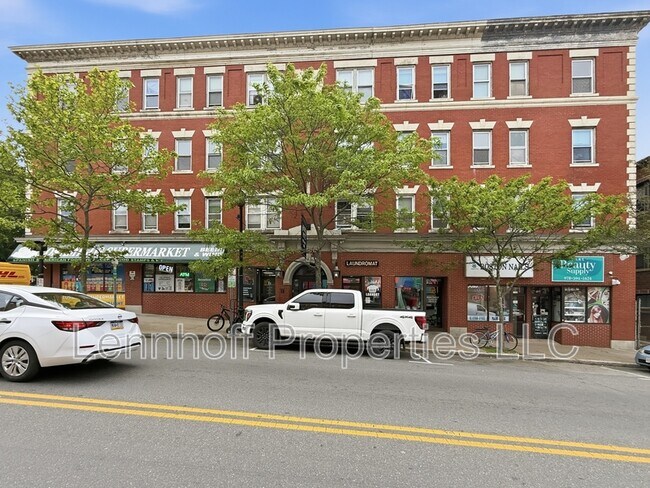 Building Photo - 116 Lafayette St