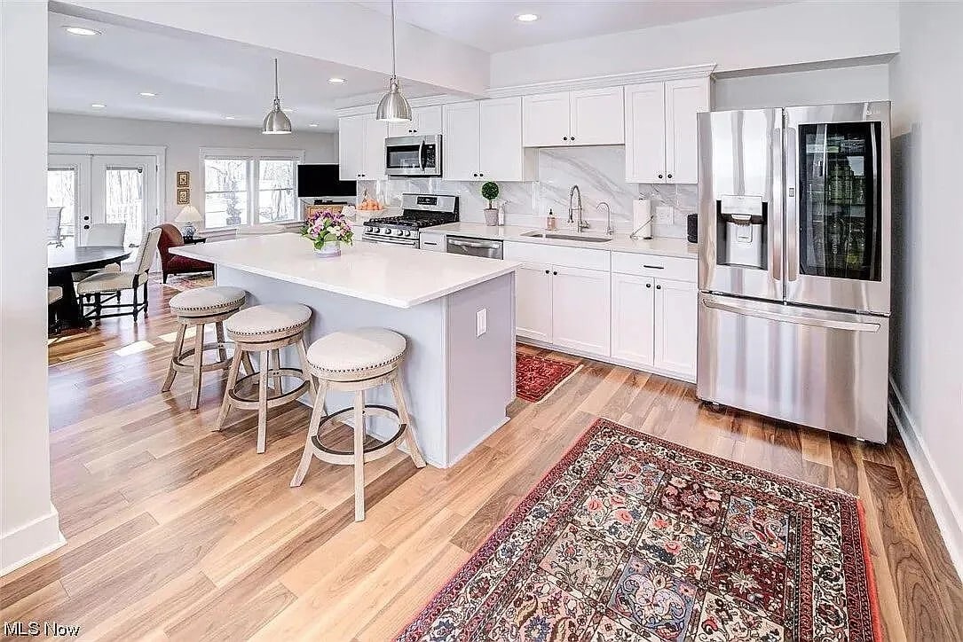 Building Photo - 343 E Garfield Rd