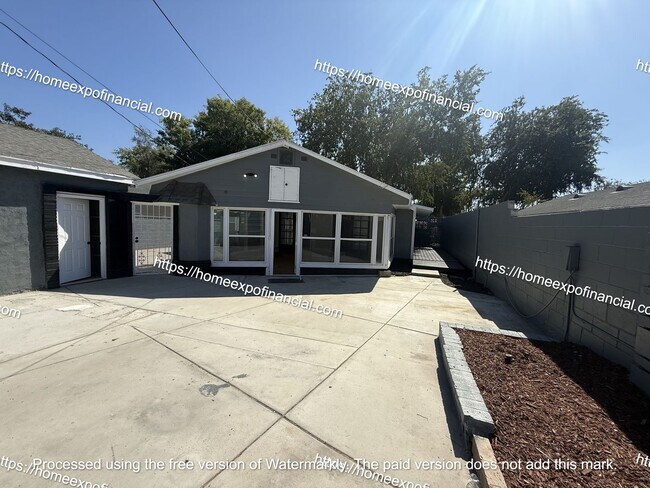 Building Photo - Nice Home For Rent