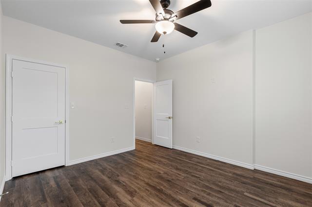 Building Photo - 5623 Barkridge Dr