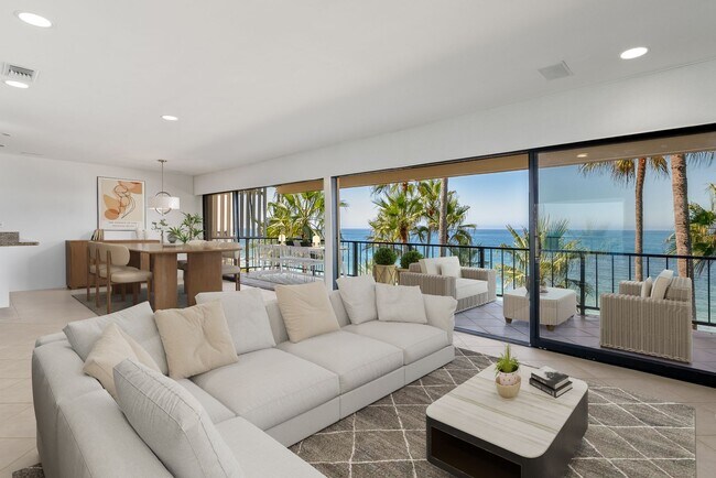 Building Photo - Discover a Coastal Sanctuary at Laguna Royale, Laguna Beach. Comes with 2 Parking Spaces!