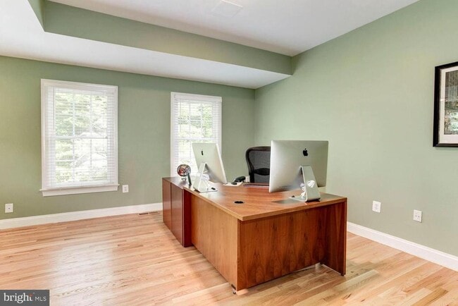 Building Photo - 9110 Sterling Montague Dr