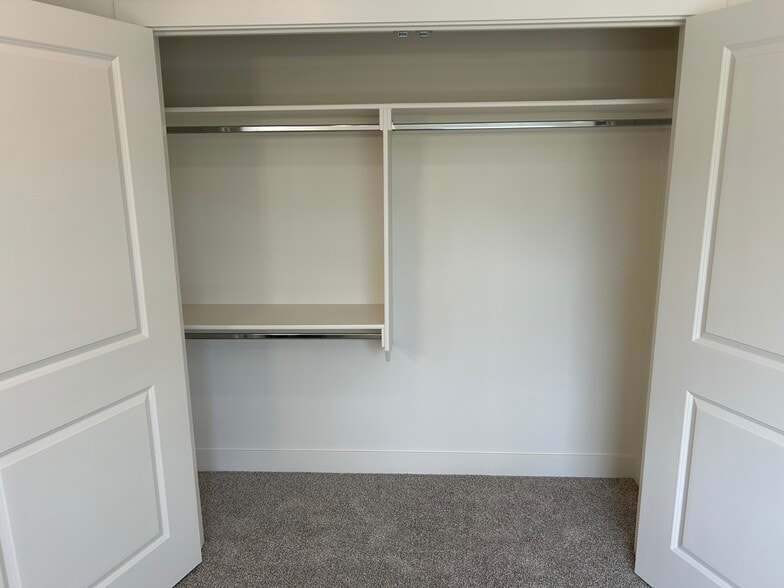 Building Photo - 534 W 1045 N