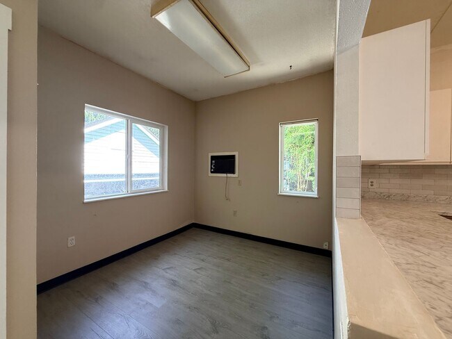 Building Photo - 3601 N Russet St