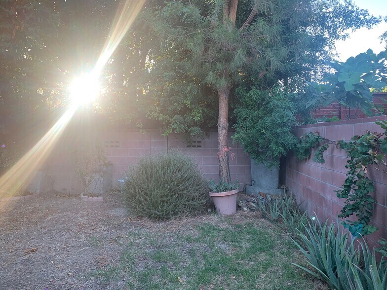 A Beautiful Backyard... - 8509 Fullbright Ave