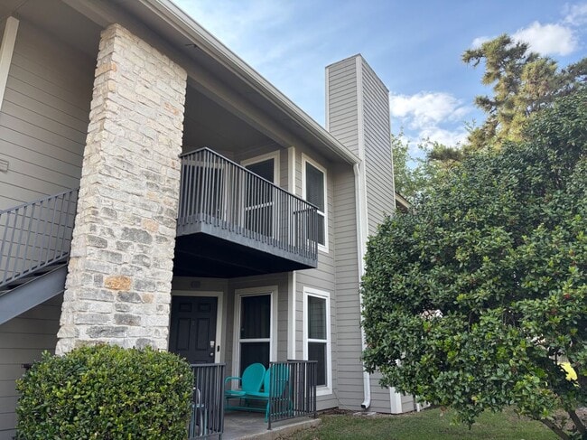 Building Photo - 10616 Mellow Meadow Dr