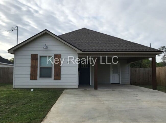 Primary Photo - 3213 Stimson Ave