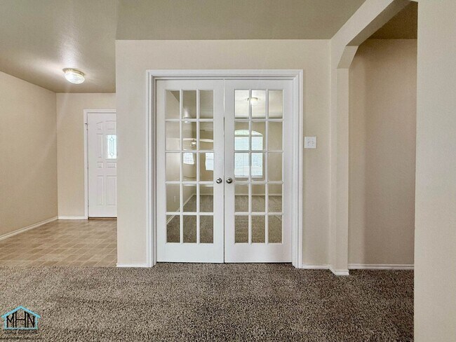 Building Photo - 3430 Ironwood Falls