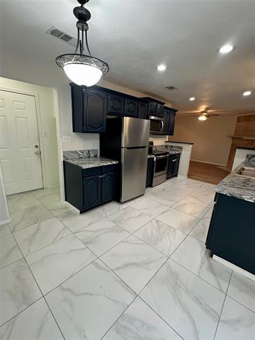 Building Photo - 6524 Blue Grass Dr