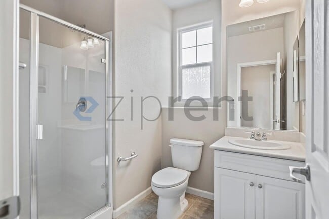 Building Photo - 2077 Kiwi Walkway