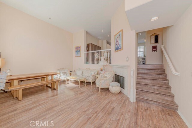 Building Photo - 1133 Maag Pl