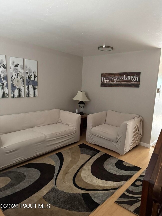 Building Photo - 845 Sunset Ave