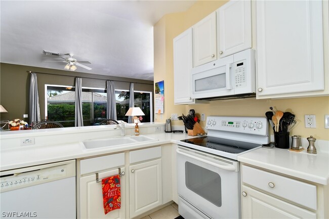 Building Photo - 2162 Oxford Ridge Cir