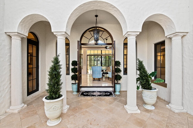 Building Photo - 7040 Long Leaf Dr