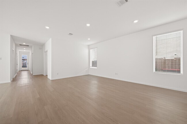 Building Photo - 6419 Orchid Bch Dr