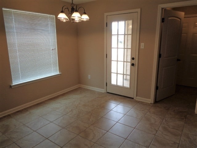 Building Photo - 10185 Sorrento Pl