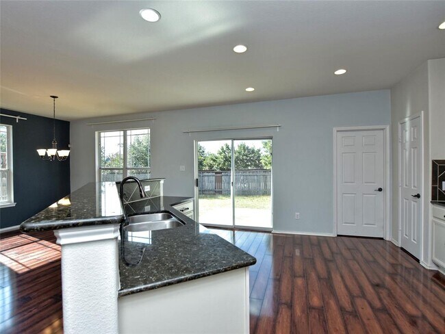 Building Photo - 2717 Claremont Ct