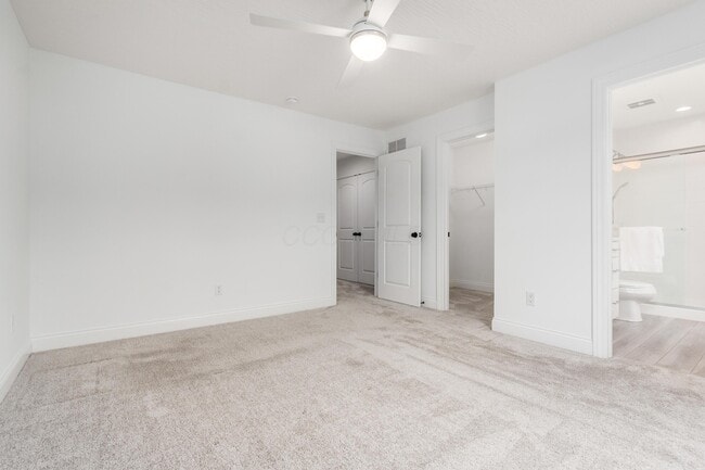 Building Photo - 3189 Glenmead Dr