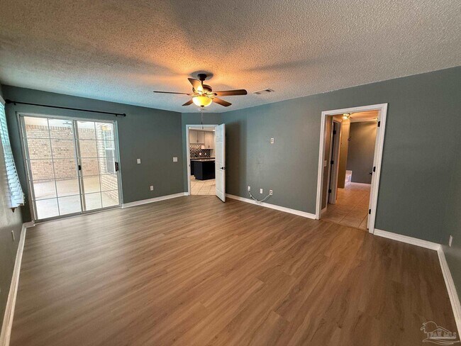 Building Photo - 1137 Carla Dr