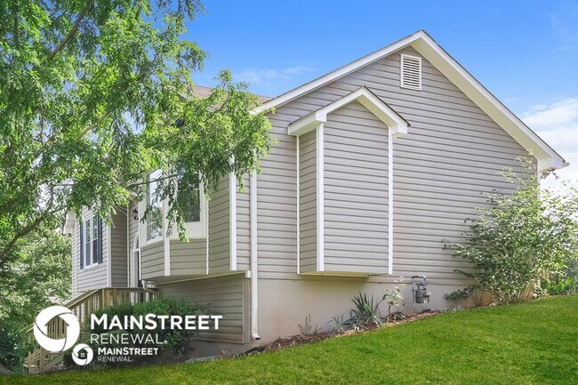 Building Photo - 15 Westminster Dr