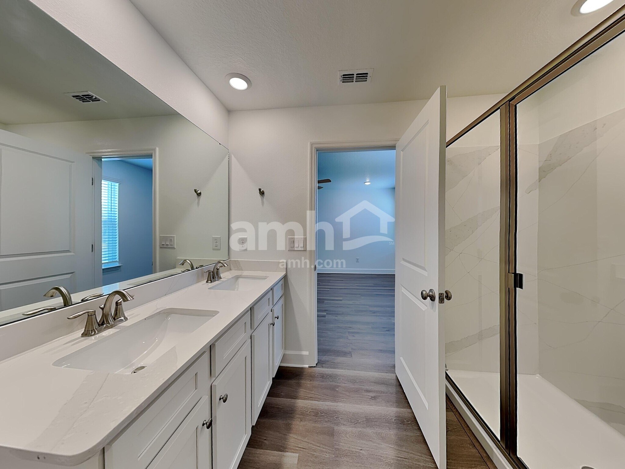 Building Photo - 16446 Cheyanne Ct