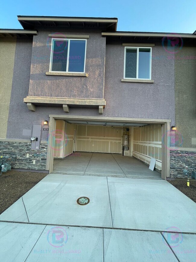 Building Photo - 1013 Middle Gate Rd