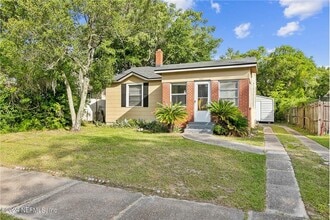 Building Photo - 665 Chestnut Dr