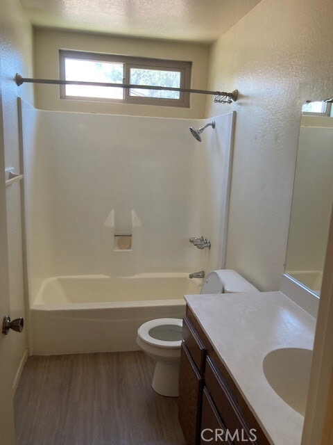 Building Photo - 168 Tamarisk St
