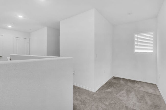 Building Photo - 19132 Ash Grv St