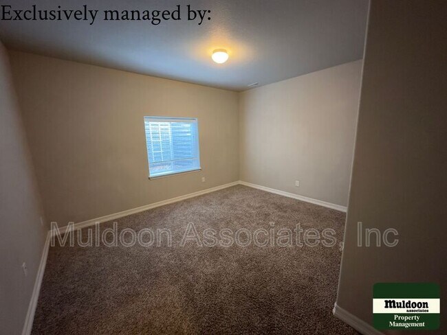 Building Photo - 6838 Black Saddle Dr