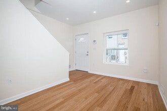 Building Photo - 2612 Titan St