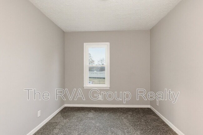 Building Photo - 3202 Utah Pl