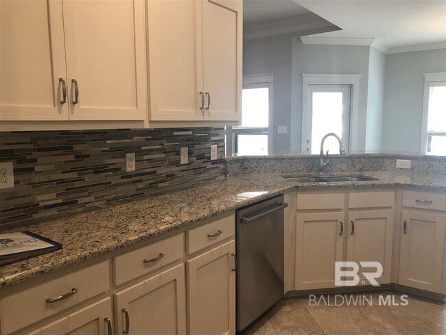 Building Photo - 30220 Persimmon Dr
