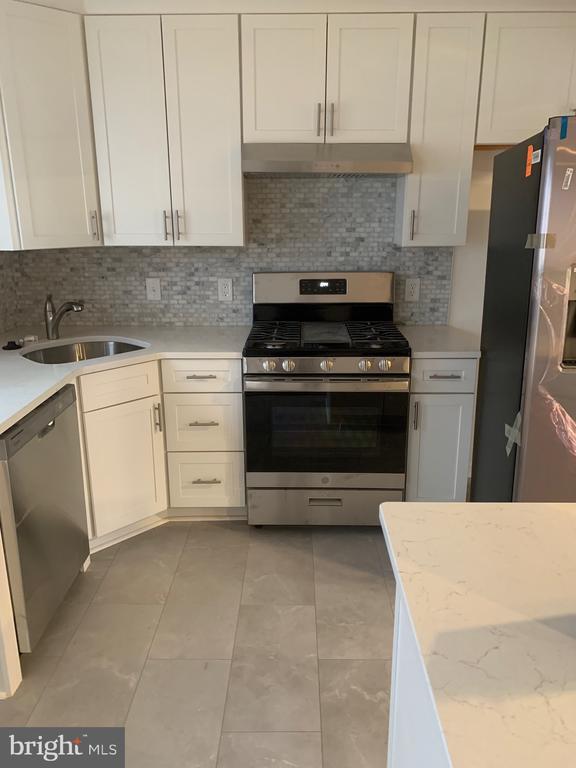 Building Photo - 28 Othoridge Rd