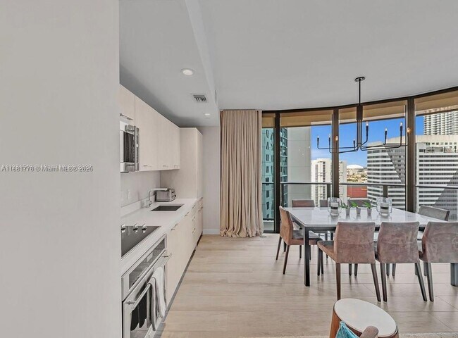 Building Photo - 55 SW 9th St