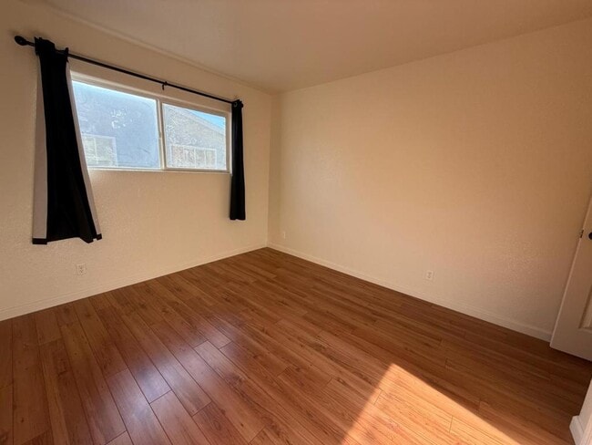 Building Photo - 1817 Piedmont Way