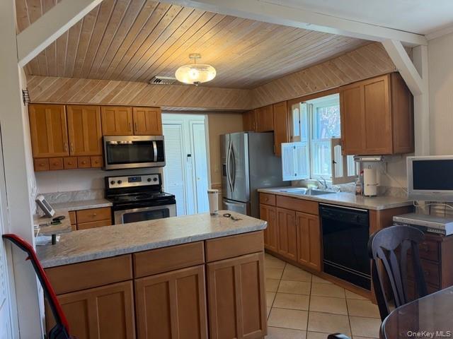 Building Photo - 99 Convent Rd