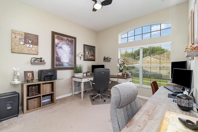 Building Photo - 4859 Chastain Dr