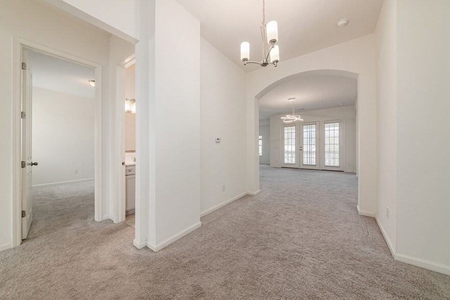 Building Photo - 3587 Evelynton Ave