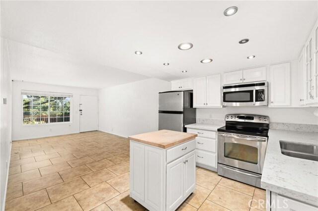 Building Photo - 9647 Spyglass Ave