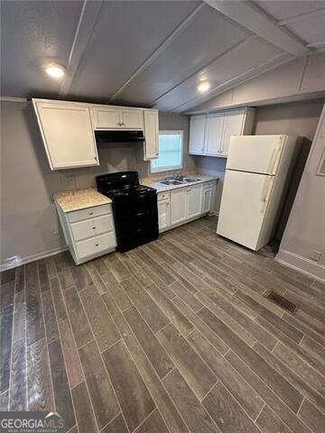 Building Photo - 114 Skyland Dr E