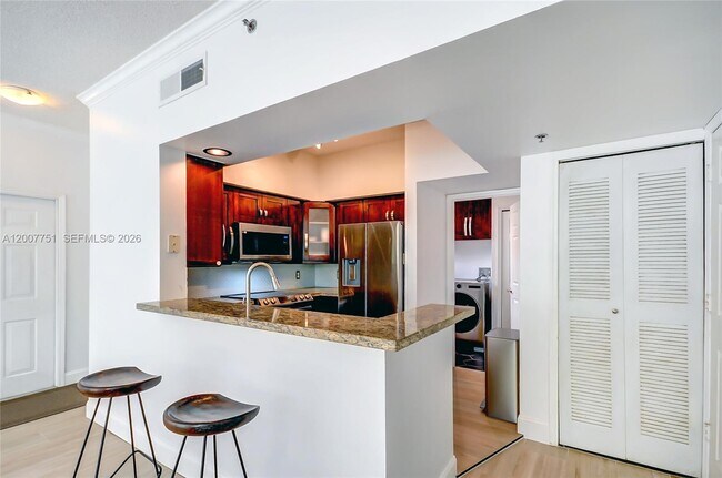 Building Photo - 3105 NE 184th St