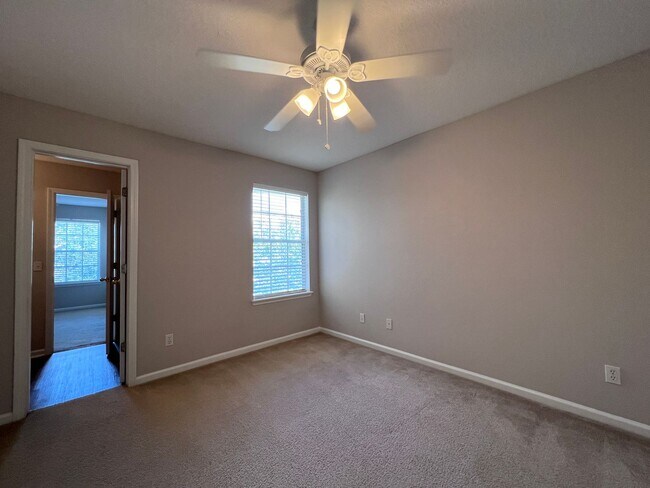 Building Photo - ** Coming SOON"  End Unit in Gables at Win...