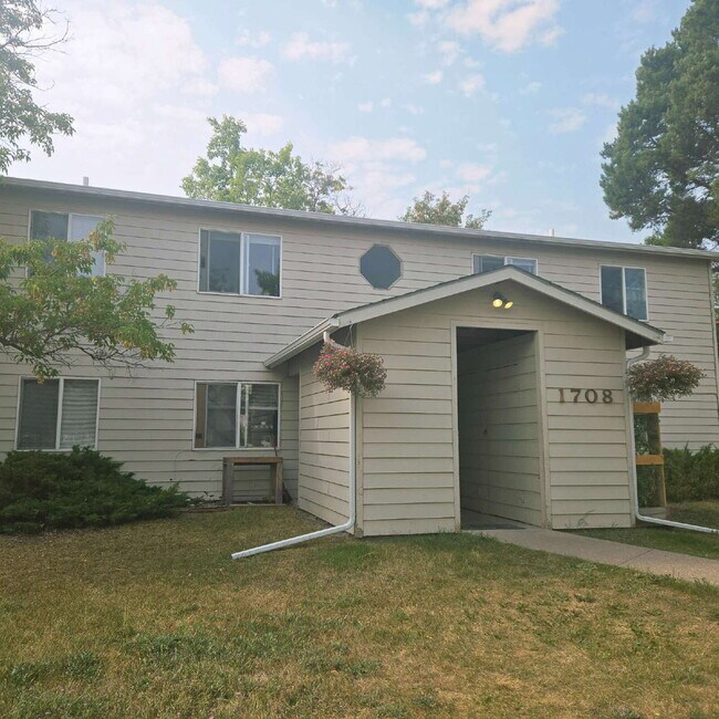 Building Photo - 2 bedroom apartment in Kalispell