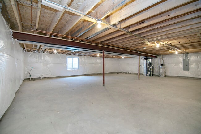 Building Photo - 2031 Isabella Ln