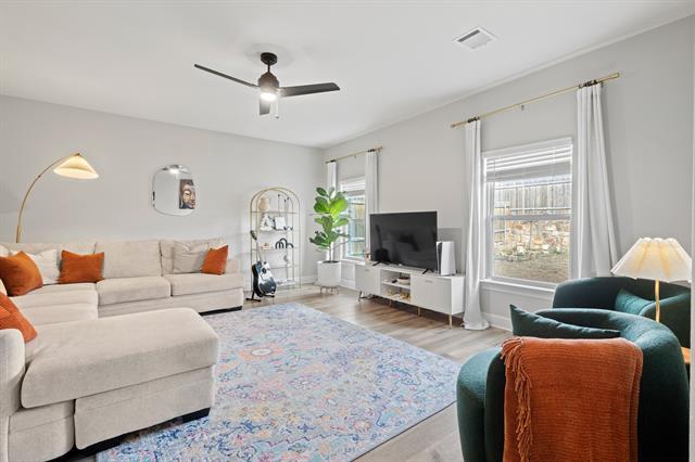 Building Photo - 7645 Thunder River Rd